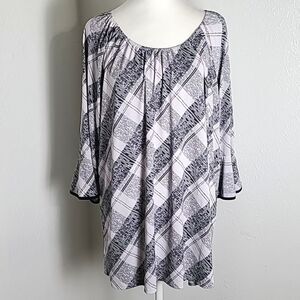 Adele & May Black & White Print Tunic Top, 3/4 Bell Sleeves, Black Trim, Size 3X